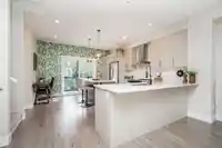 64 20498 82 AVENUE - thumbnail 2