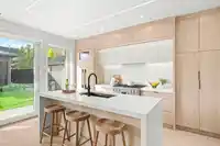 2 3466 W 22ND AVENUE - thumbnail 5