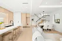 2 3466 W 22ND AVENUE - thumbnail 9