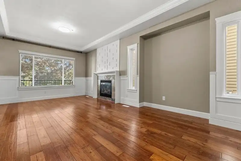24699 103A AVENUE - photo 3 of 38