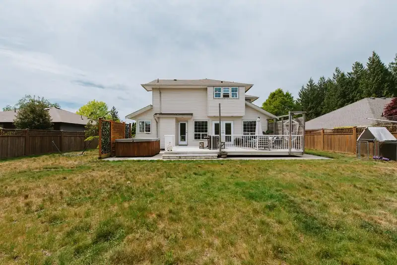 5656 COOK PLACE - photo 1 of 37