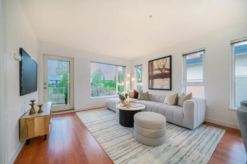 416 221 E 3RD STREET - photo 3 of 40