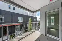 2260 E 1ST AVENUE - thumbnail 31