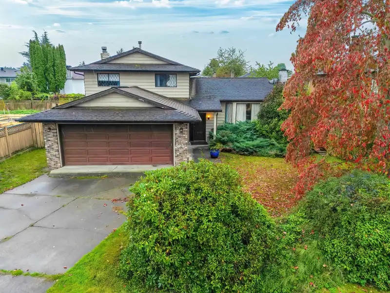 9600 SWANSEA DRIVE - photo 1 of 18