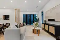 5038 GRANVILLE STREET - thumbnail 3