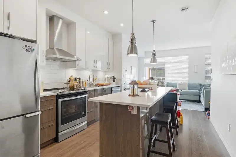 63 20857 77A AVENUE - photo 3 of 26