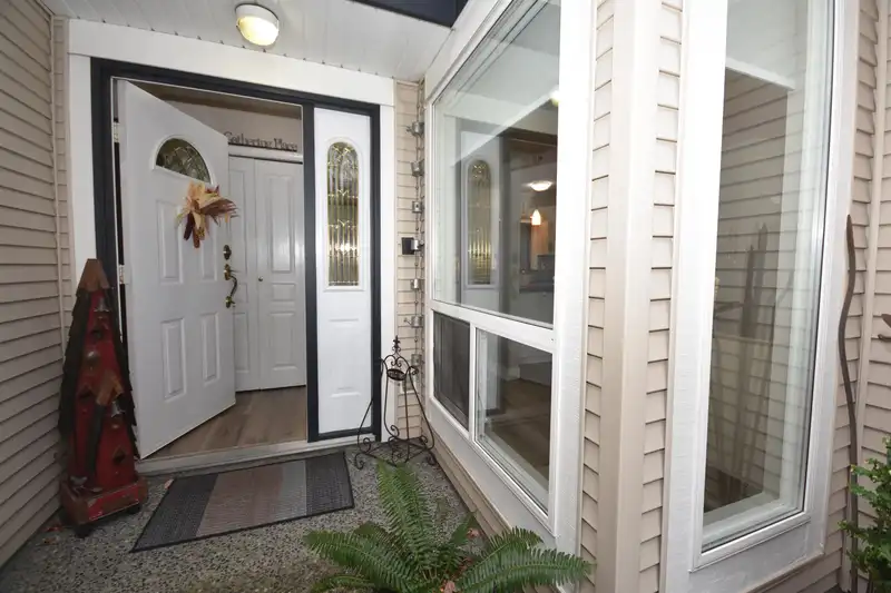 11 4748 54A STREET - photo 3 of 40