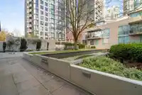1471 HOWE STREET - thumbnail 38