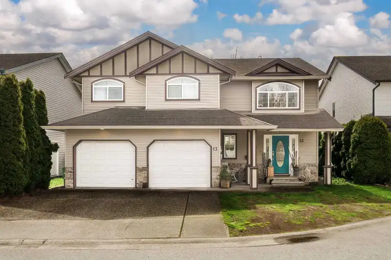 13 5415 PEACH ROAD - photo 1 of 21