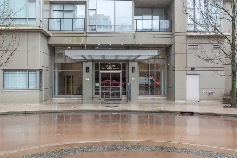 2001 2980 ATLANTIC AVENUE - photo 3 of 40