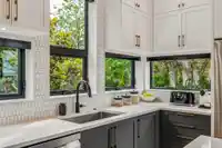 2107 N GRANDVIEW HIGHWAY - thumbnail 9