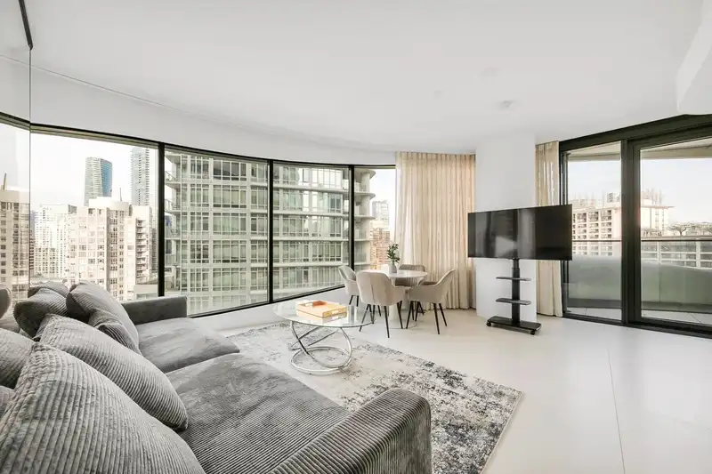 1308 1033 NELSON STREET - photo 2 of 21