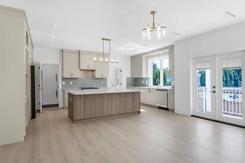27144 35TH AVENUE - photo 3 of 35