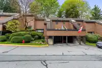 429 CAMBRIDGE WAY - thumbnail 3