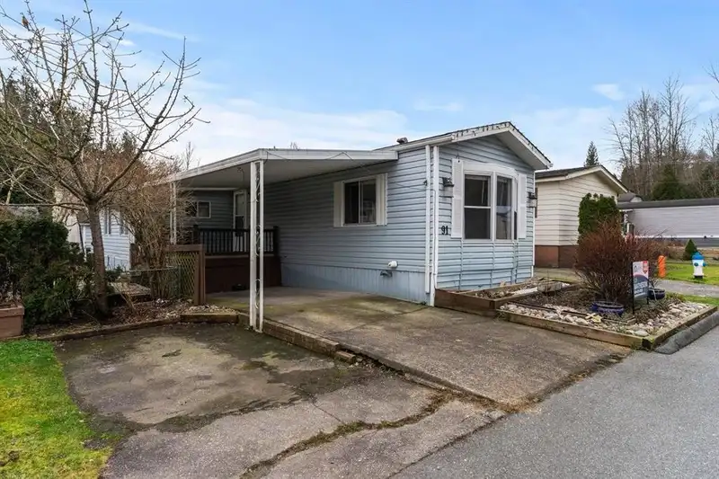 91 3300 HORN STREET - photo 2 of 26