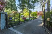 1375 W KING EDWARD AVENUE - thumbnail 38