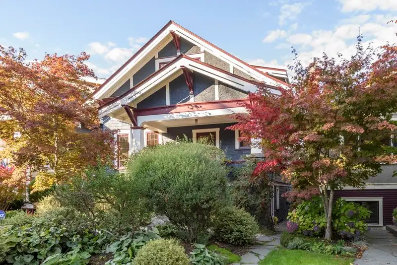 967 W 21ST AVENUE - photo 2 of 40