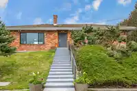 25141 19 AVENUE - thumbnail 6