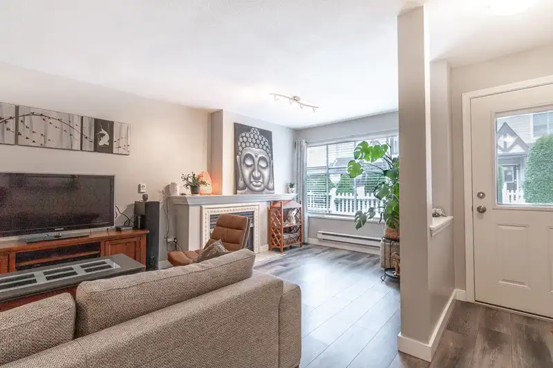 41 12099 237 STREET - photo 4 of 40
