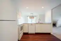 207 9124 GLOVER ROAD - thumbnail 10