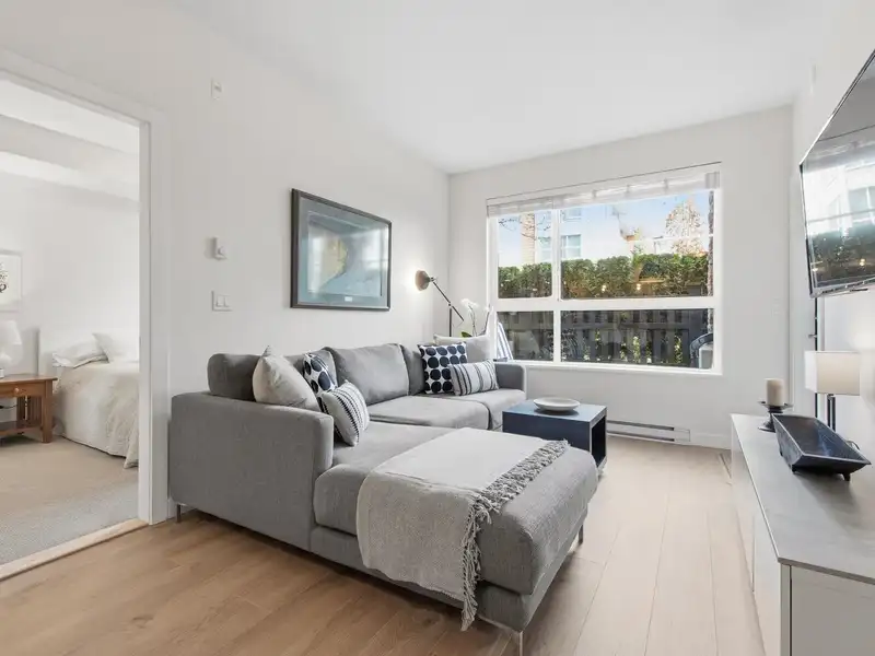 109 20829 77A AVENUE - photo 2 of 28