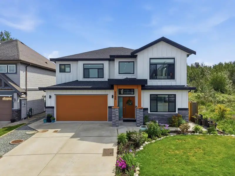 8586 TUPPER BOULEVARD - photo 1 of 40