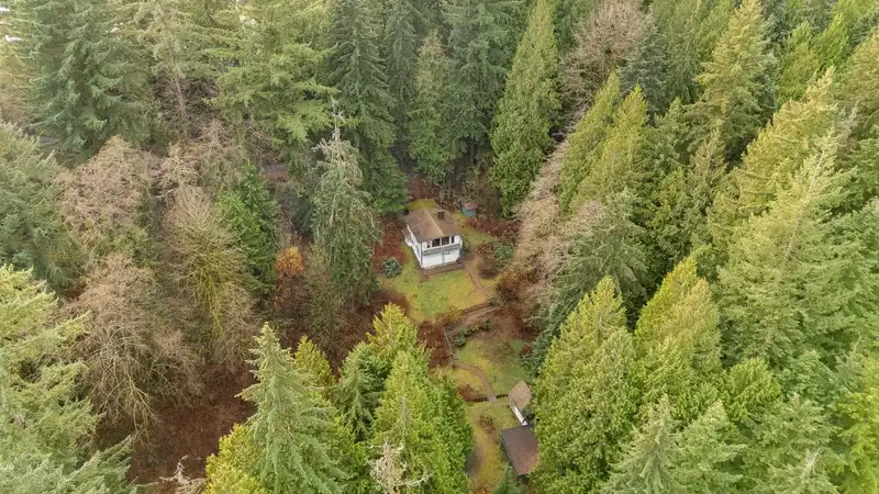 4520 LYNN VALLEY ROAD - photo 1 of 32