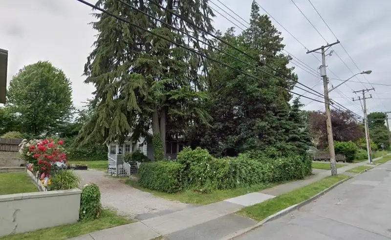 1315 SIXTH AVENUE - photo 4 of 4