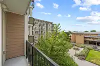 305 20686 EASTLEIGH CRESCENT - thumbnail 15