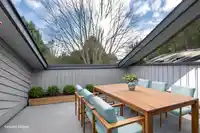 7 7300 LEDWAY ROAD - thumbnail 12
