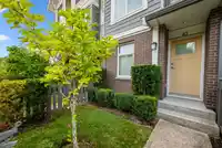 63 9718 161A STREET - thumbnail 31