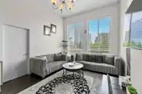 405 13468 KING GEORGE BOULEVARD - thumbnail 8