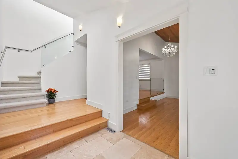 3558 W 32ND AVENUE - photo 4 of 37