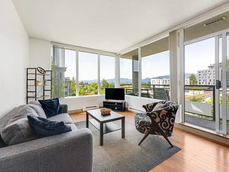 510 9009 CORNERSTONE MEWS - photo 1 of 21