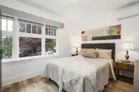 936 W 17TH AVENUE - thumbnail 12