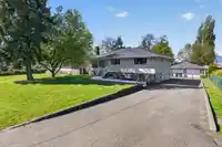 13759 111 AVENUE - thumbnail 2