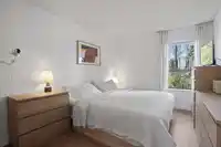 526 CARDIFF WAY - thumbnail 23