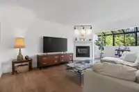 526 CARDIFF WAY - thumbnail 4