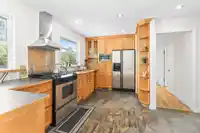 1119 SPRICE AVENUE - thumbnail 4