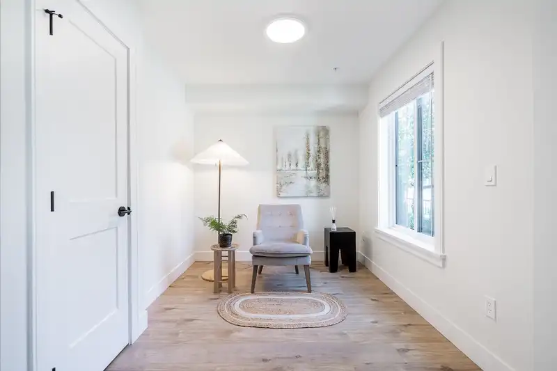 33 20189 84 AVENUE - photo 3 of 31