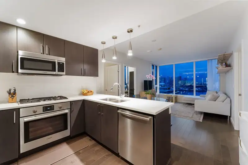 1506 1708 ONTARIO STREET - photo 4 of 40