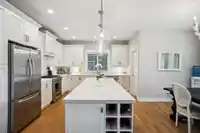 25 7891 211 STREET - thumbnail 15