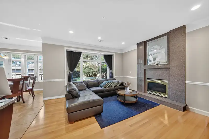 6309 ALBERTA STREET - photo 3 of 30