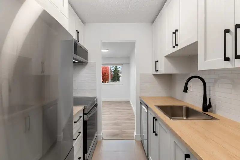 212 12096 222 STREET - photo 1 of 20