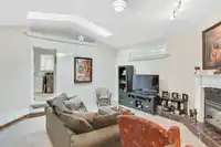 19927 37 AVENUE - thumbnail 4