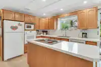 19927 37 AVENUE - thumbnail 10