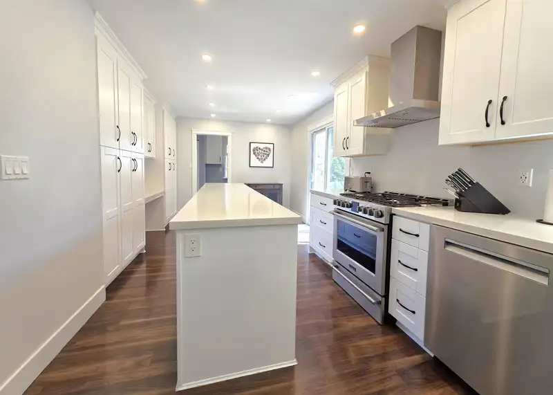 20986 93A AVENUE - photo 4 of 32