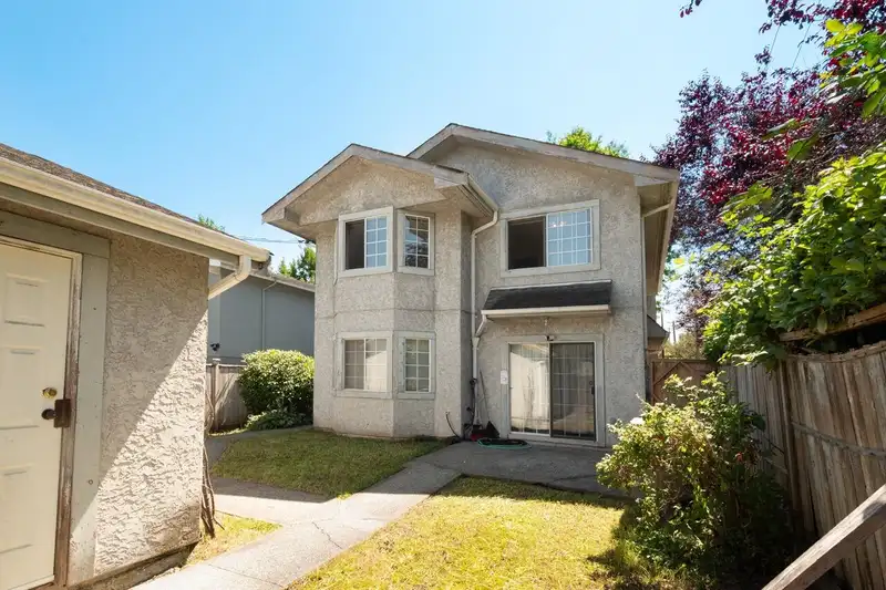 3494 LAUREL STREET - photo 1 of 24