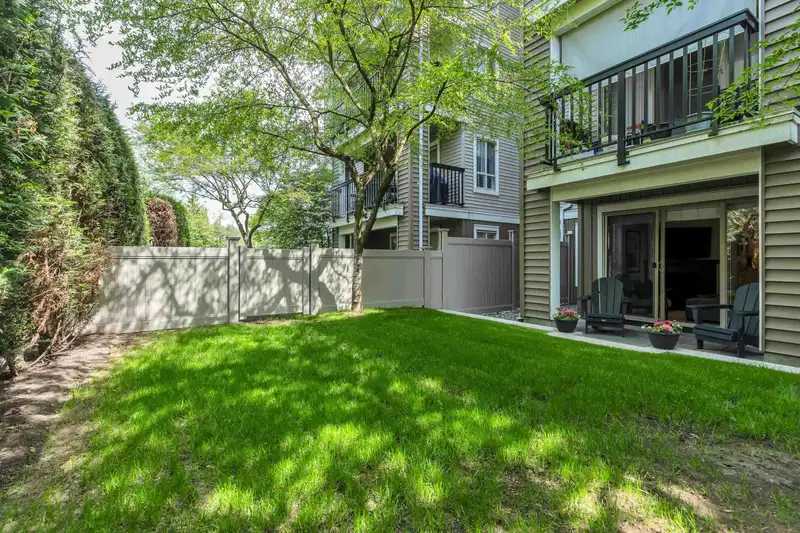 125 8915 202 STREET - photo 2 of 32