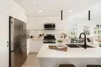 307 8353 200A STREET - thumbnail 2
